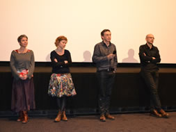 Pascal Bonnelle, réalisateur, Dominique Rambaud, initiateur du Théâtre en Bois, Céline Gorria, Compagnie Entrée Public et Valérie Oger, Compagnie Hanoumat ©DR