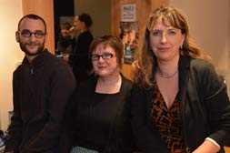 Mathieu Bizet, éducateur en oncopédiatrie, Stéphanie Proust, oncologue pédiatre et Céline Vergne, psychologue clinicienne.©DR