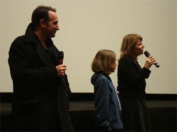 Jean Dujardin, comédien, Pauline Belier, comédienne et Nicole Garcia, réalisatrice©DR